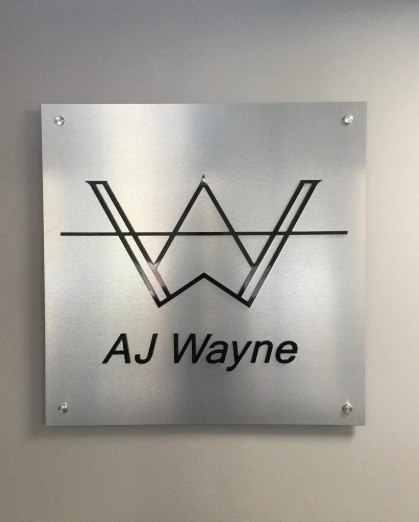 Custom metal signs in Chicago